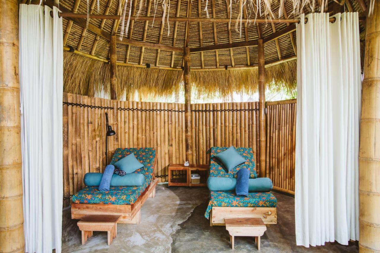 Отель Mana Eco Retreat Kuta  Экстерьер фото