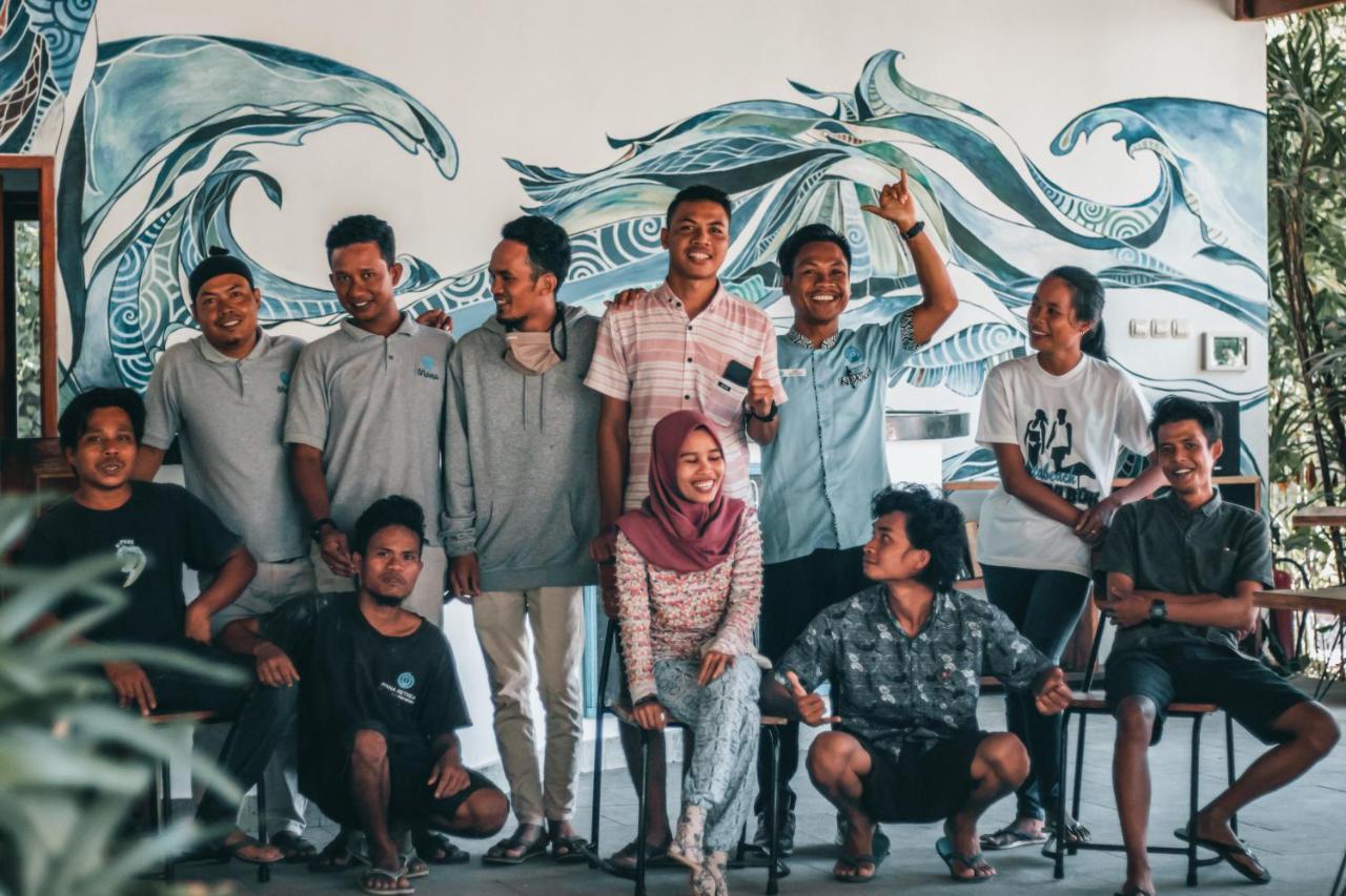 Отель Mana Eco Retreat Kuta  Экстерьер фото
